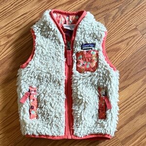 Patagonia Cream and Coral Fleece Vest 3-6mo